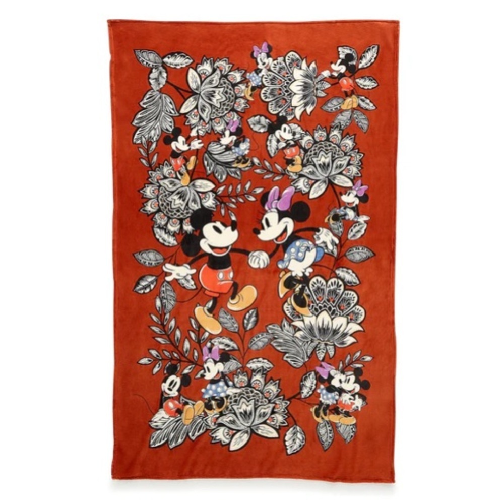 Mickey and Minnie Throw Blanket